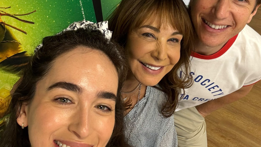 חני נחמיאס מפתיעה את משי קליינשטיין