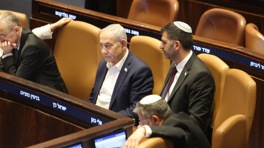 שלמה קרעי, בנימין נתניהו. הצבעת הכנסת על חוק התקשורת