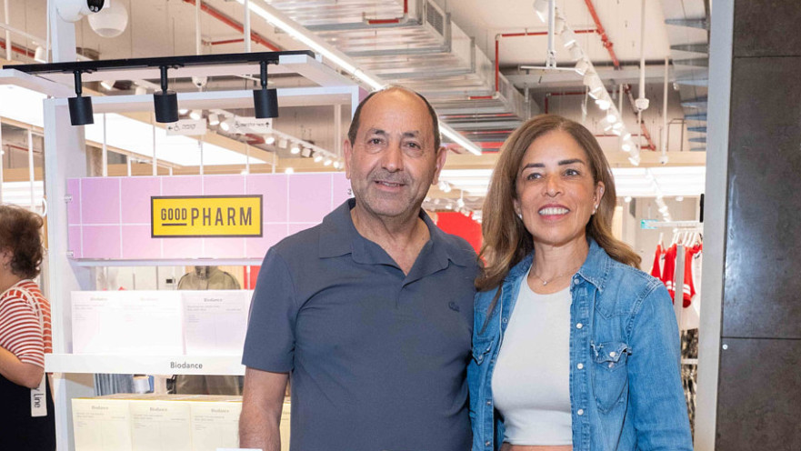 נעמי סימן טוב ורמי לוי 