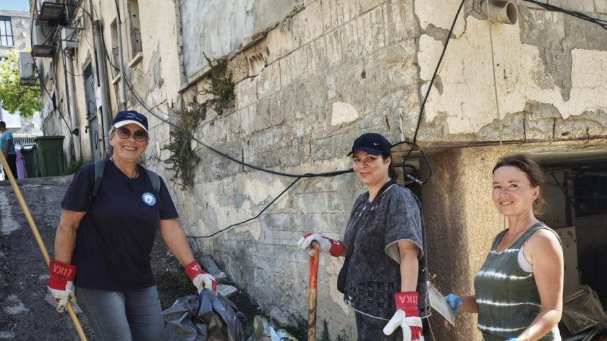  חברי קהילת "הביתה" בבת ים