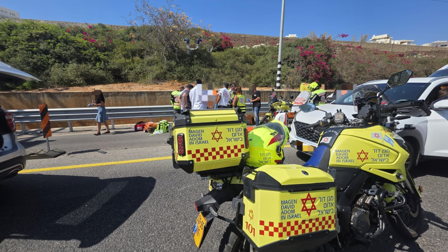 זירת התאונה בכביש 471 סמוך למחלף אונו