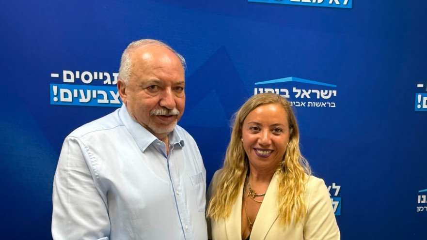 ענבר סמובסקי, אביגדור ליברמן