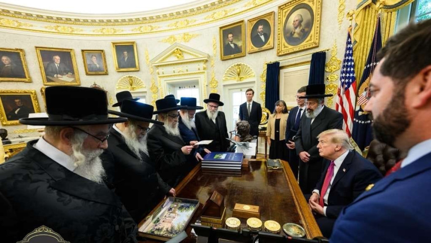 דונלד טראמפ וחסידי סאטמר בבית הלבן