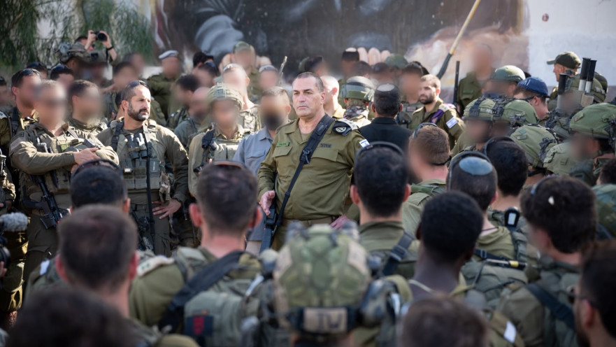 הרמטכ"ל, רב-אלוף אייל זמיר, בתרגיל "עלות השחר 2.0"