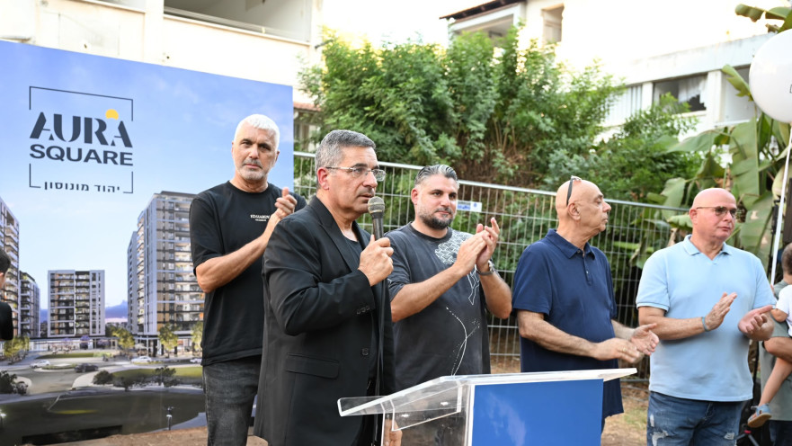 יעקב אטרקצ׳י, אמנון סעד, שימי בונפיל, יוסי חזן, יובב גוניקמן