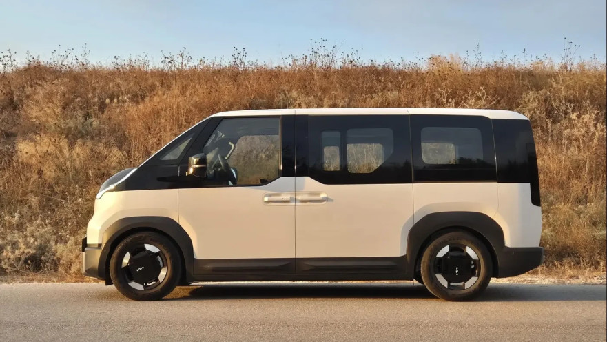  קיה PV5