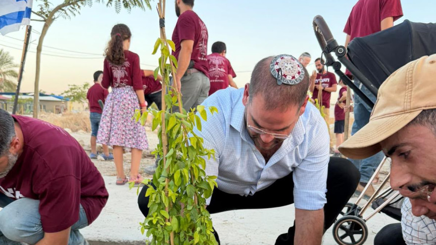 8 שנות התיישבות