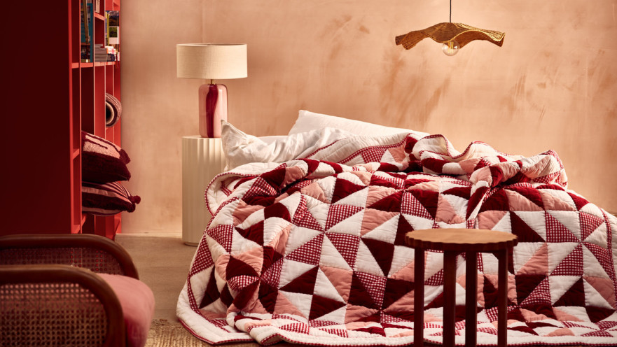 www.oliverbonas.com