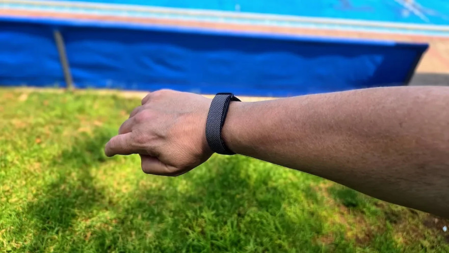 גוגל Fitbit Air