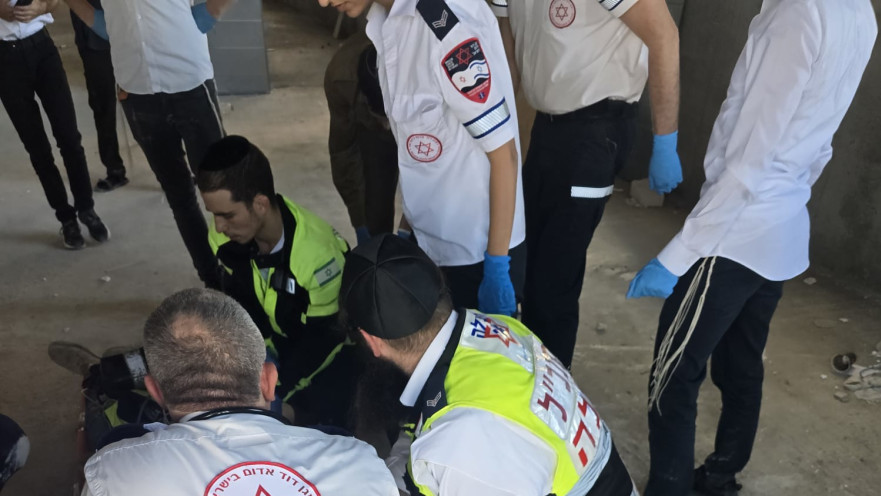 בן 40 נפצע באורח קשה במהלך עבודתו באתר בנייה בבני ברק 