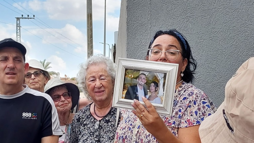 דיירים מבתי הדיור המוגן פאלאס מודיעין ופאלאס ראשל"צ בסיור באופקים