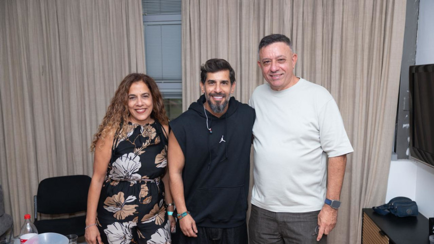 אבי גבאי, פאר טסי, איריס טסה
