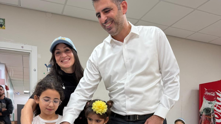 שלמה קרעי מצביע