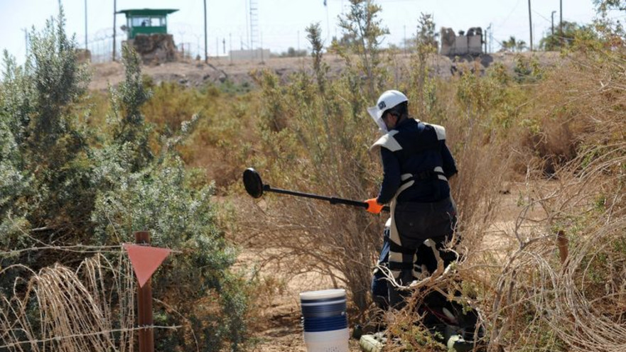 פינוי מוקשים