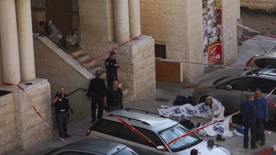 זירת הפיגוע בבית הכנסת בהר נוף