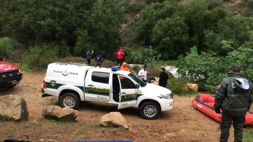 חילוץ שלושה צעירים מנחל סורק 