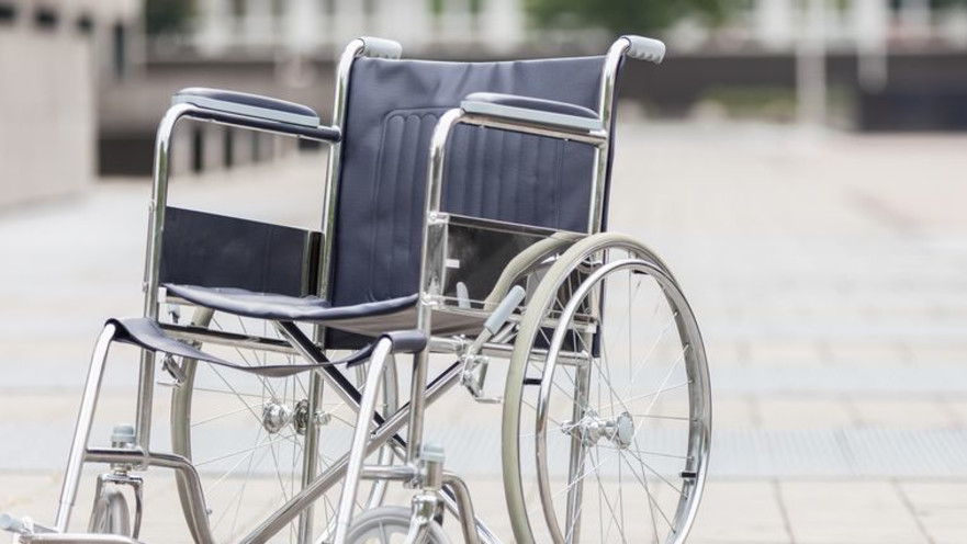 כיסא גלגלים