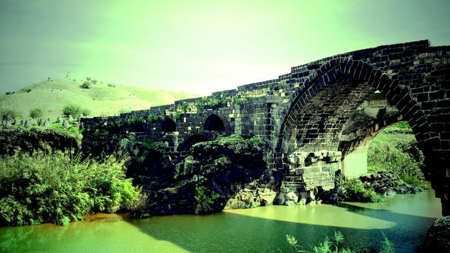 גשר מעל נהר הירדן 