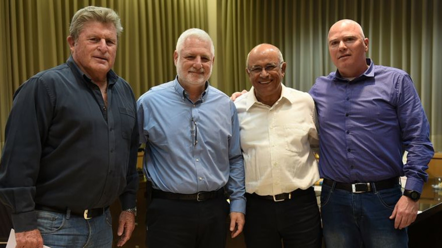 מעמד חתימת הסכם האיחוד