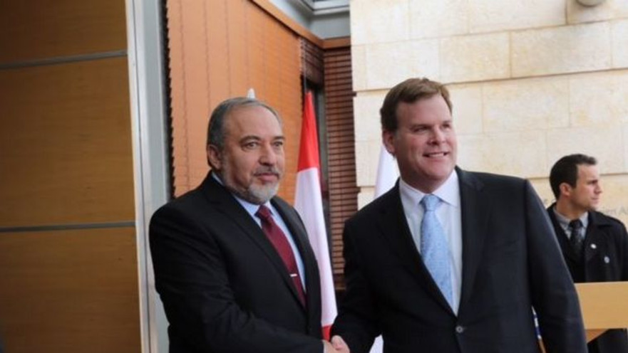 ג'ון בירד ואביגדור ליברמן