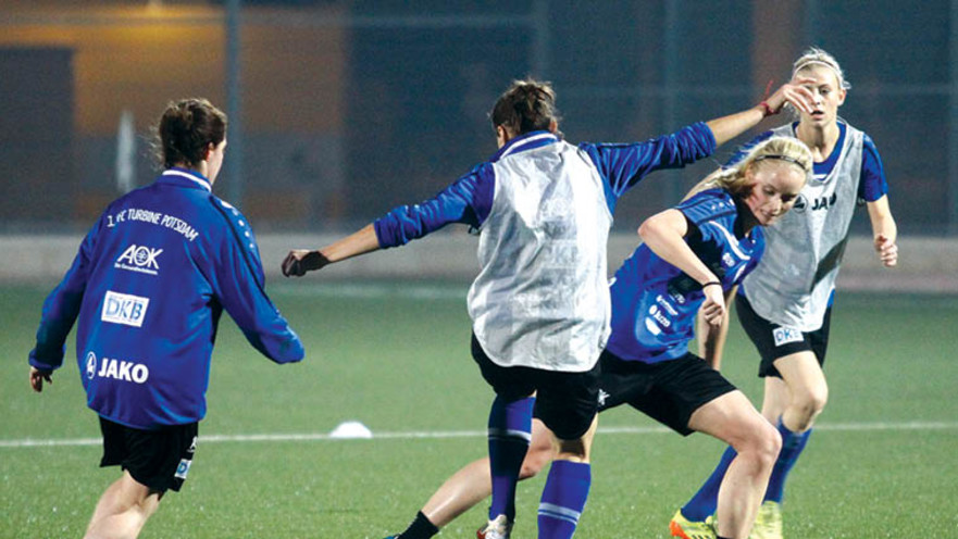 כדורגלניות