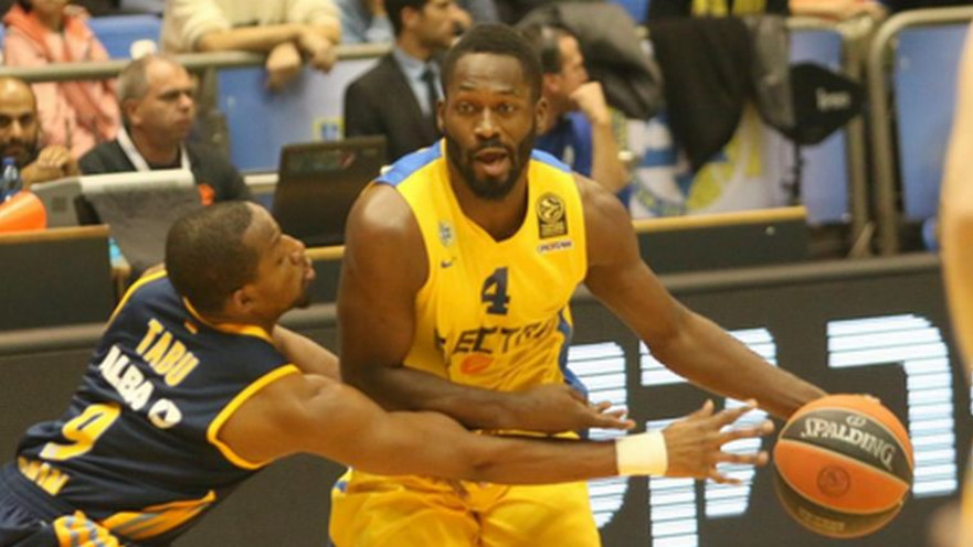 סילבן לנדסברג ממכבי תל אביב