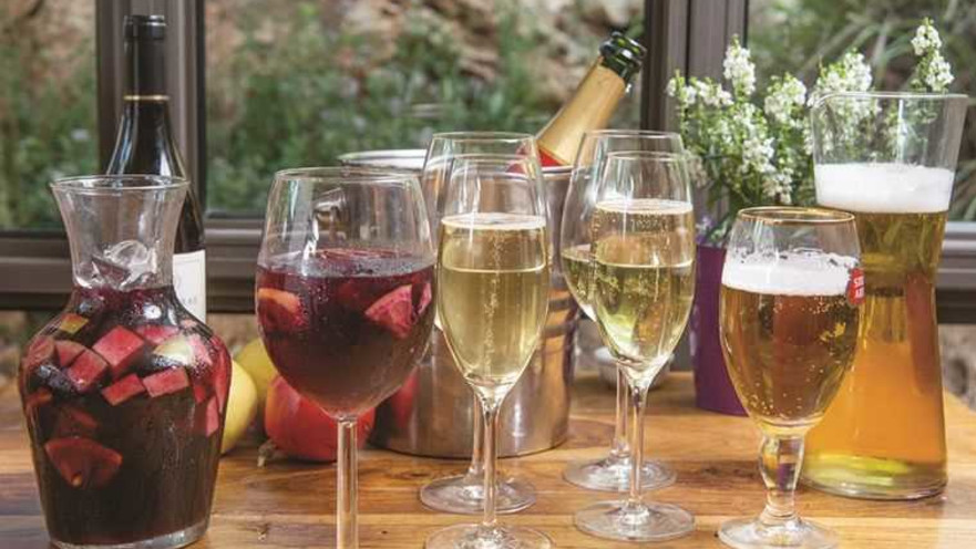 היכל התהילה. בירות ב- Drafts & more 55