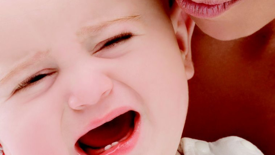 כאשר בתך עוברת את ההתקף הזה את פשוט צריכה לקחת אותה בזרועותייך ולחבק אותה