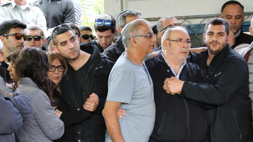 לווית מקס סלע