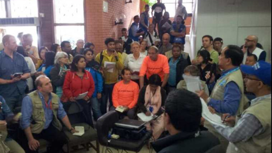 משלחת ישראלייף מיחל״צ ערבה, בתדרוך עם ארגון הבריאות של האו״ם