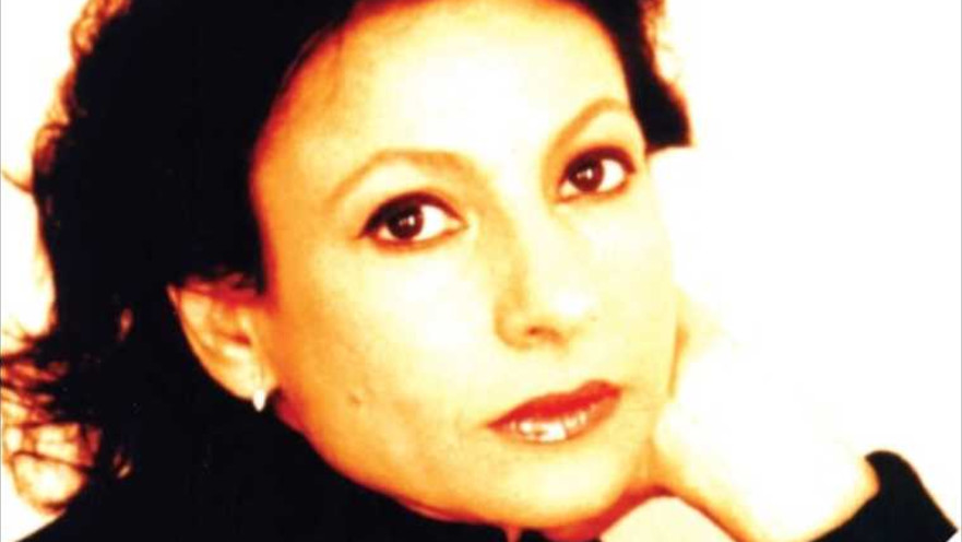 אסתר עופרים