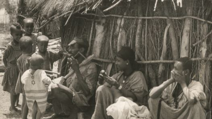 יהודים אתיופים בכפר באתיופיה