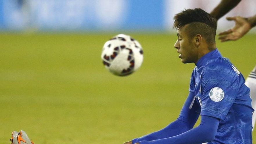 ימשיך לשבת בחוץ. ניימאר