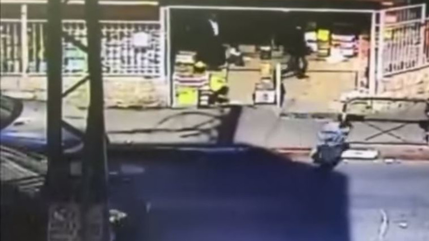 ילד בן 12 מתפרץ לכביש בירושלים