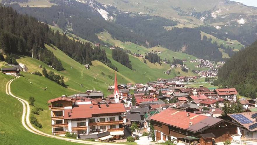 הכפר טוקס האוסטרי, תיירות