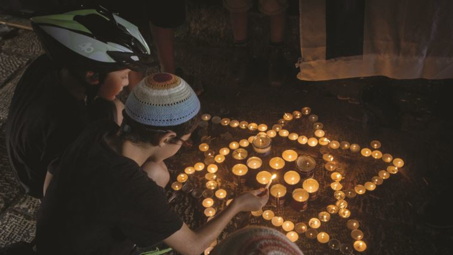 נרות לזכר נרצחי הפיגועים בירושלים, השבוע