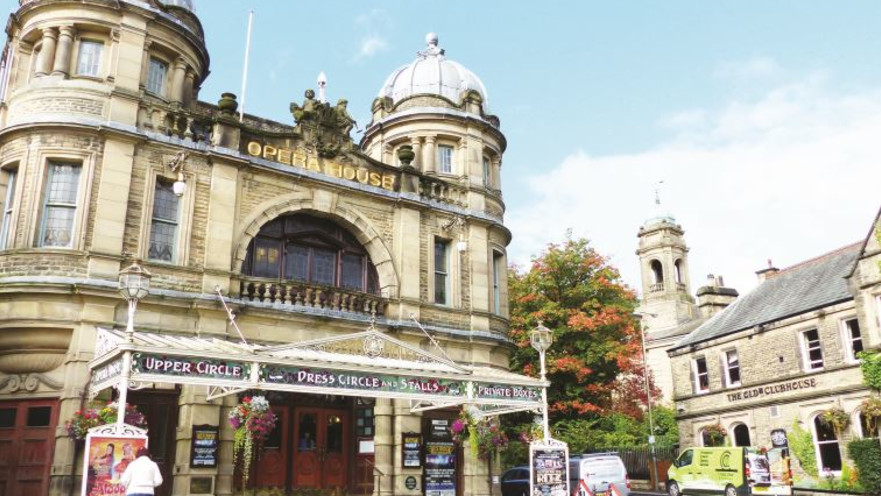 בניין האופרה, בקסטון