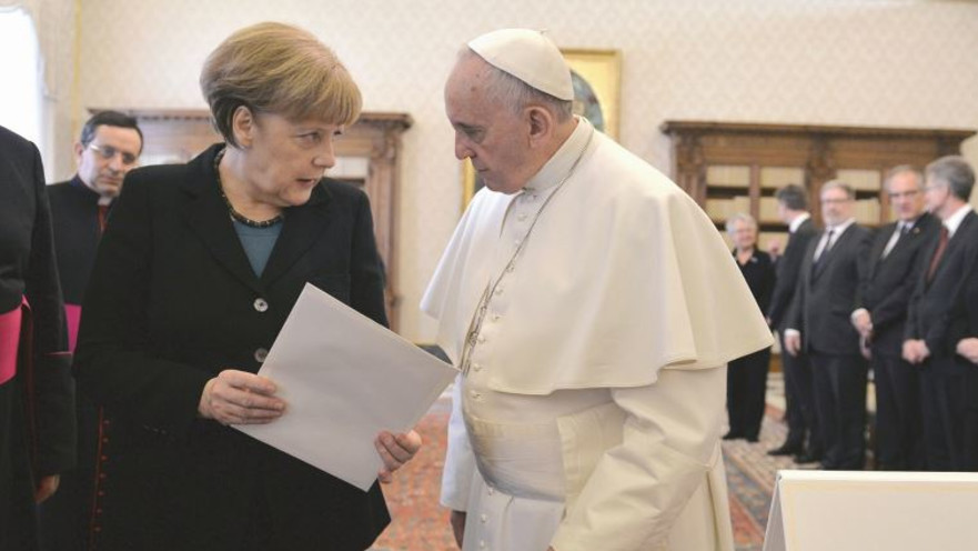 אנגלה מרקל והאפיפיור פרנציסקוס