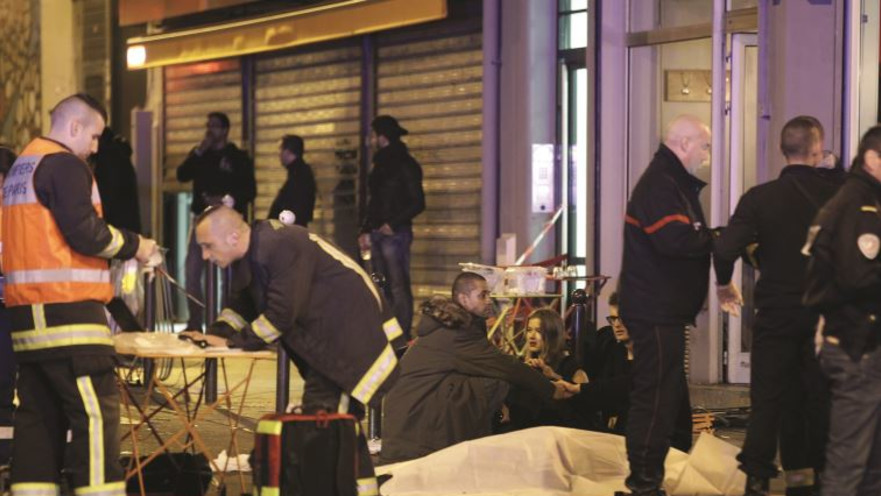 זירת הפיגוע במסעדה בפריז