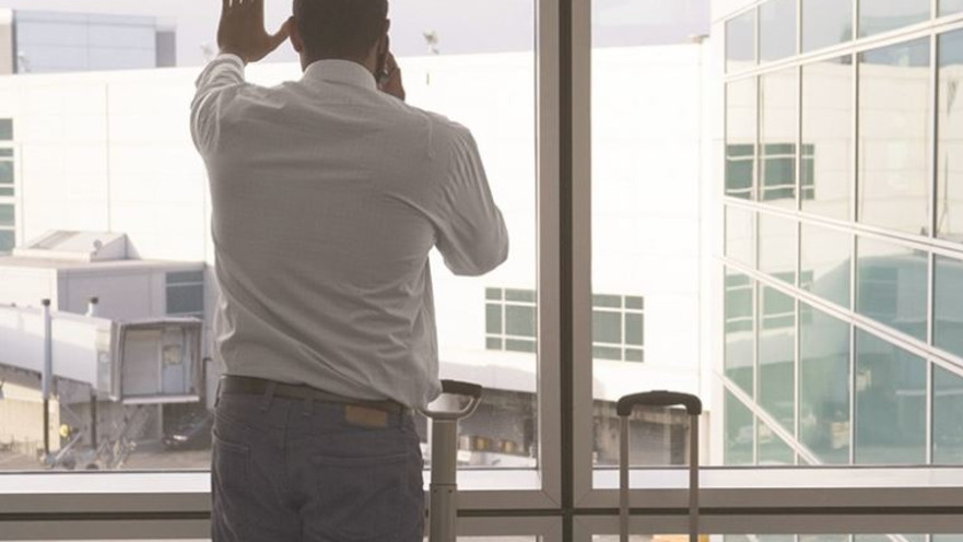 לא מוכן ליצור קשר. 