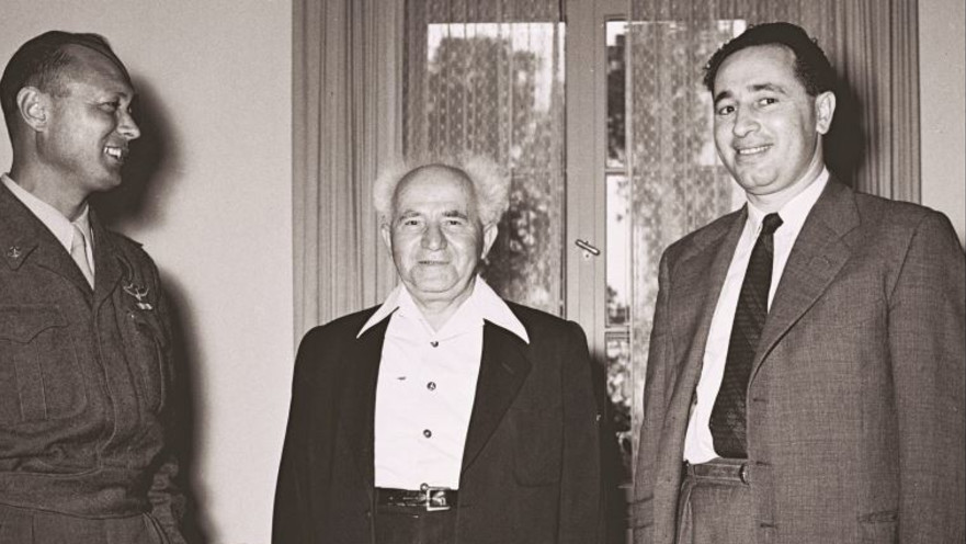 שמעון פרס, דוד בן גוריון ומשה דיין