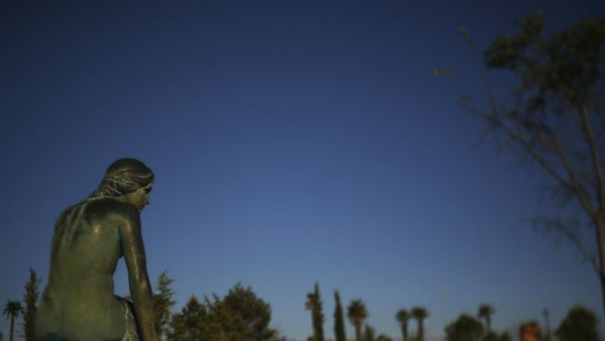 פסל בת הים הקטנה בקופנהגן