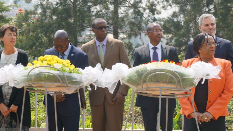 טקס לציון יום השואה בקיגאלי, רואנדה