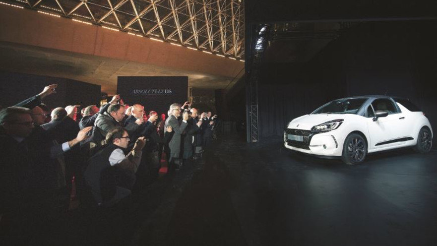 הצעד הראשון הוא קוסמטי. DS3 במוזיאון הלובר