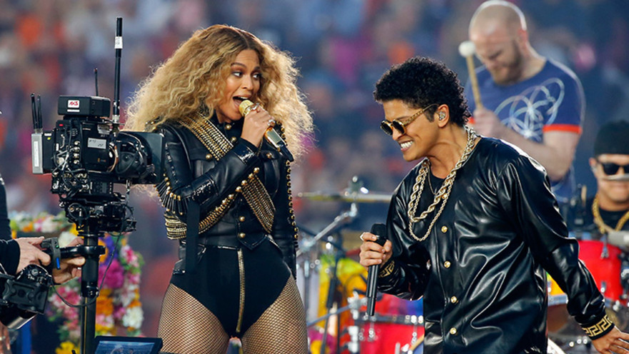 סופרבול, סופרבול 2016, ביונסה, ברונו מארס