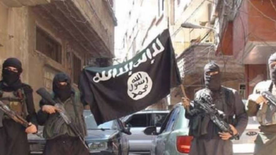 חברי ארגון דאעש (למצולמים אין קשר לנאשם)