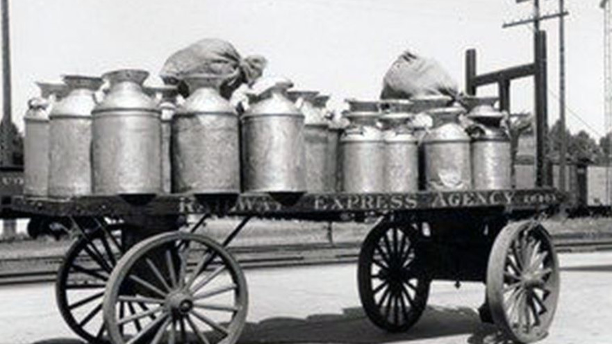 עגלת כדי חלב בשנות ה-30