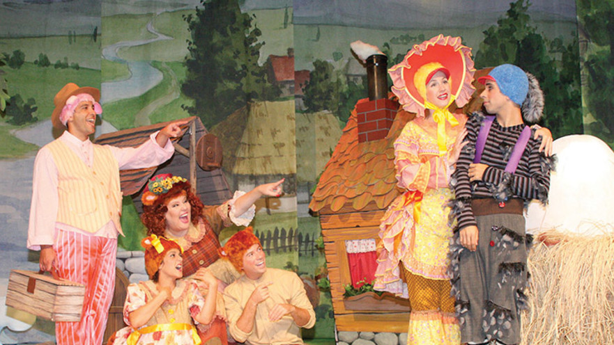 הצגת "הברווזון המכוער", יריד המזרח 