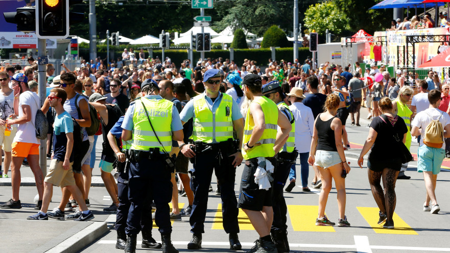 שוטרים בשוויץ