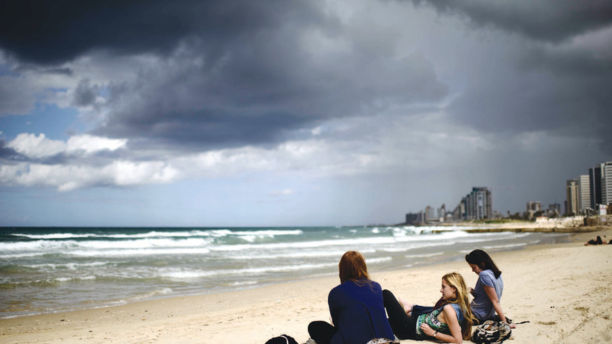 מעונן, חוף הים